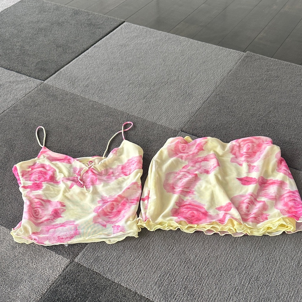 White Fox Pink Rose Floral Camisole and Skirt Set s/m